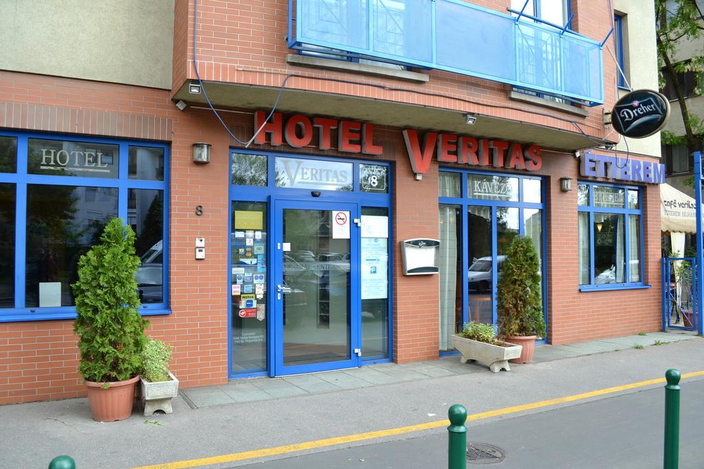 Hotel Veritas Budapeste Exterior foto